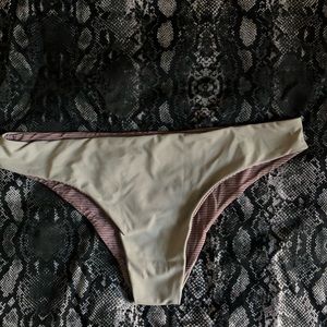 BNWOT moss makai bottoms